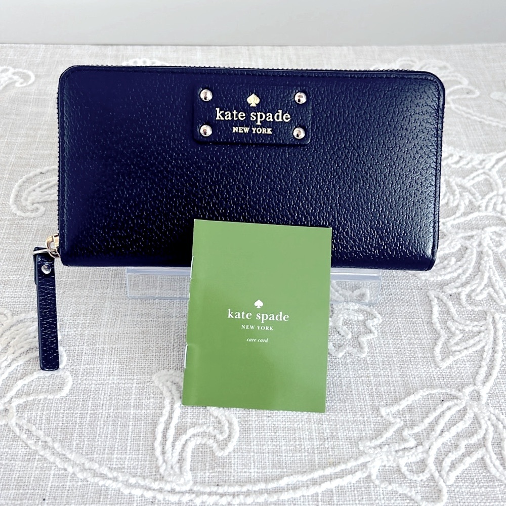 Kate Spade EUC Wellesley Neda Black Leather Zip Around Wallet